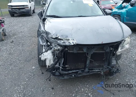 2014 Lexus Ct 200H 200 z USA, uszkodzony, nr VIN JTHKD5BH3E2185426